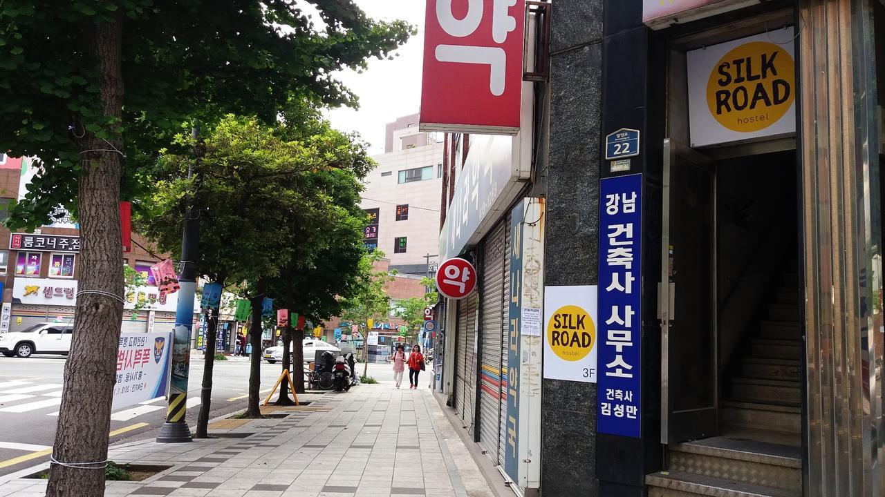 Silk Road Hostel Busan Exterior foto
