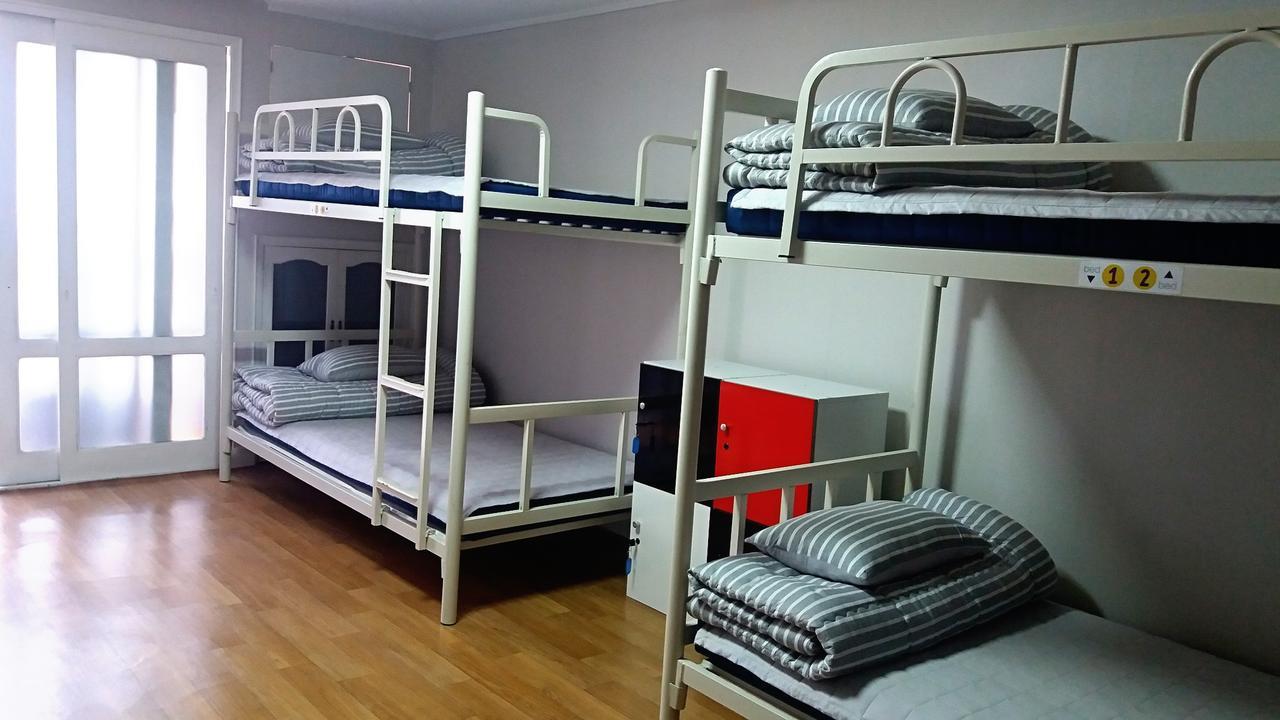 Silk Road Hostel Busan Exterior foto